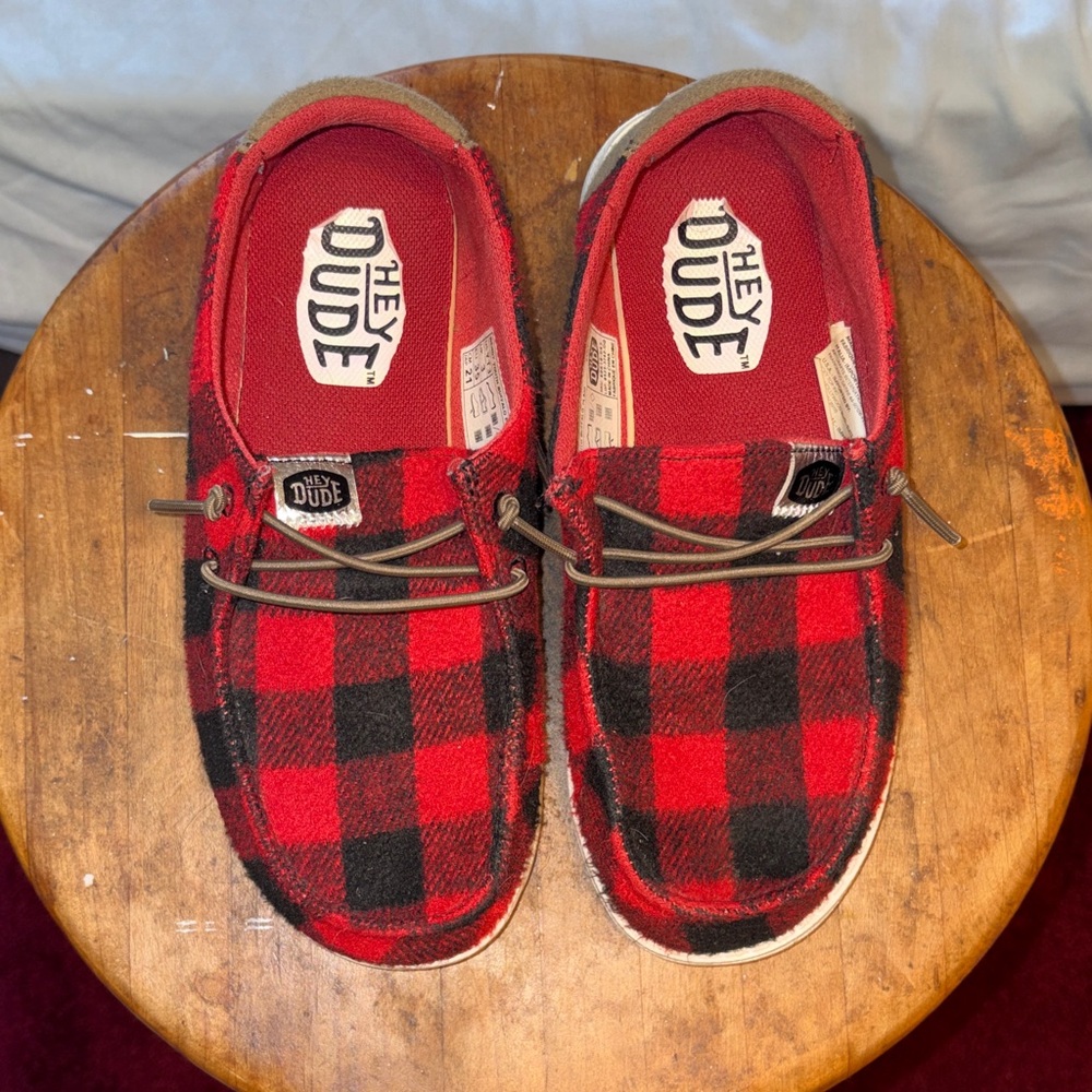 Wendy Youth Buffalo Plaid Hey Dudes